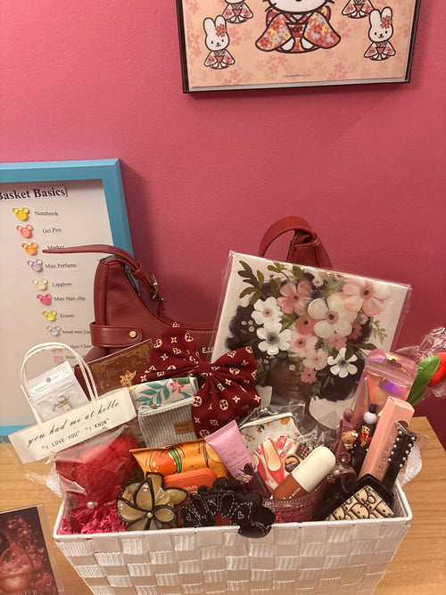 Deluxe Customized Gift Basket