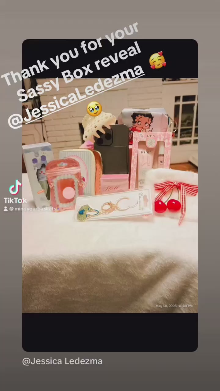 Sassy Box 💁🏽‍♀️😘